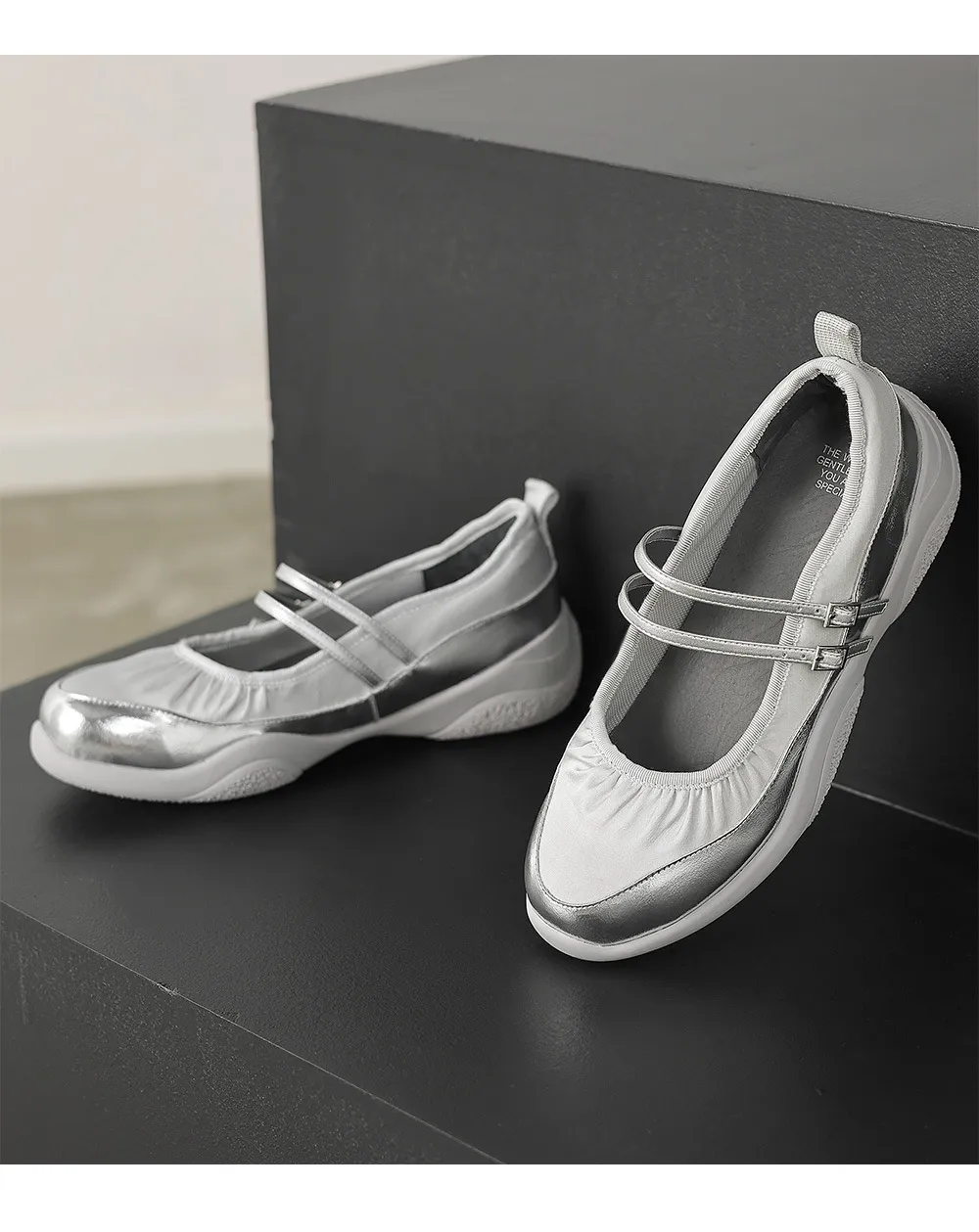 Comfortable sporty platform double-breasted Mary Jane shoes for spring and autumn, low-heeled, flat, round-toe, black and silver genuine leather.