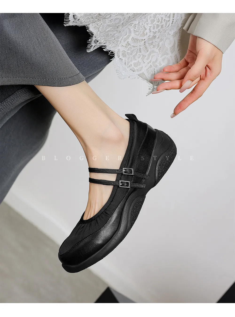 Comfortable sporty platform double-breasted Mary Jane shoes for spring and autumn, low-heeled, flat, round-toe, black and silver genuine leather.