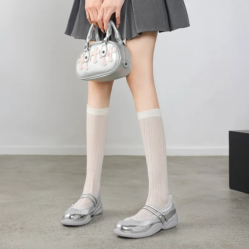 Comfortable sporty platform double-breasted Mary Jane shoes for spring and autumn, low-heeled, flat, round-toe, black and silver genuine leather.