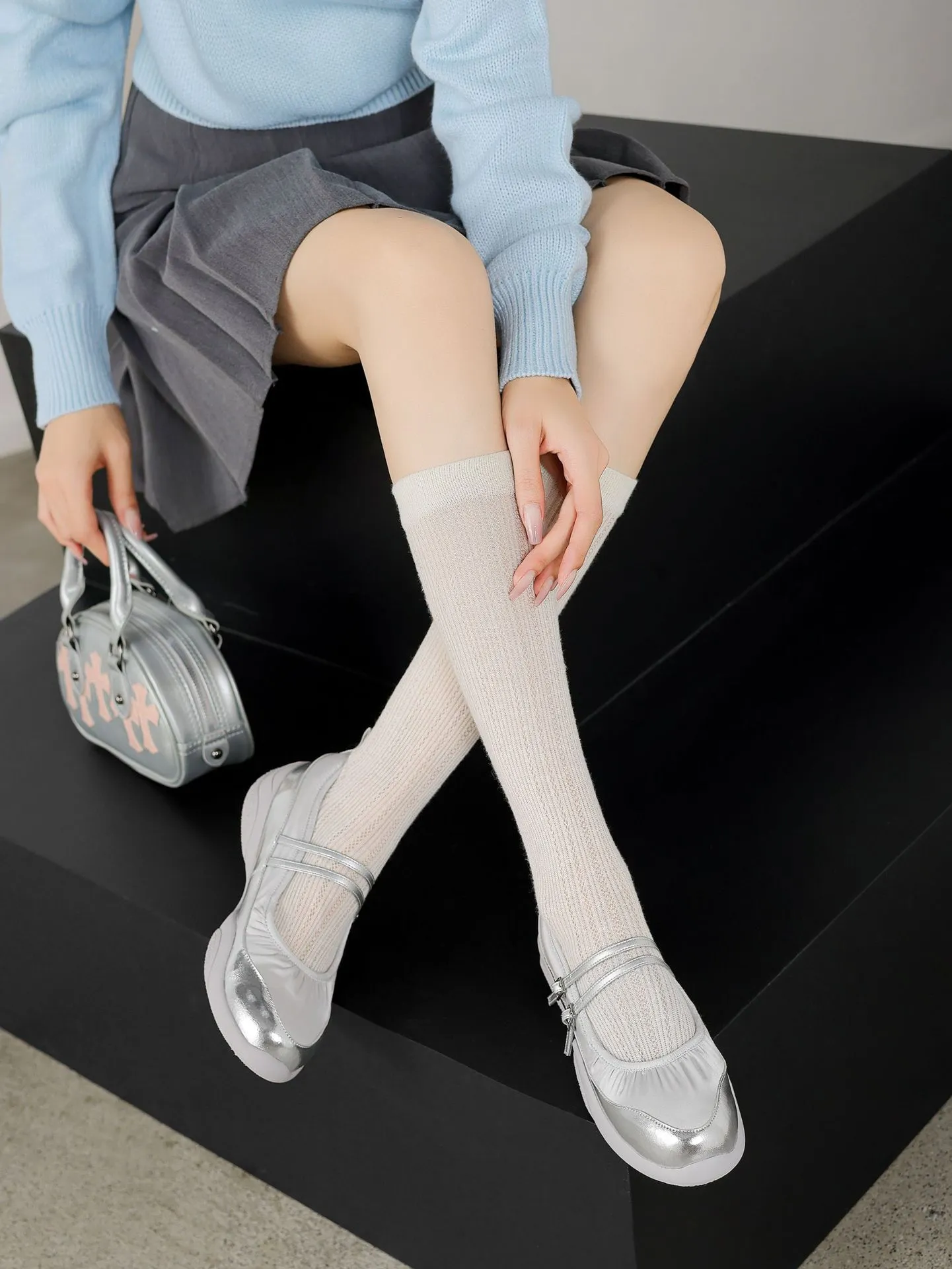 Comfortable sporty platform double-breasted Mary Jane shoes for spring and autumn, low-heeled, flat, round-toe, black and silver genuine leather.