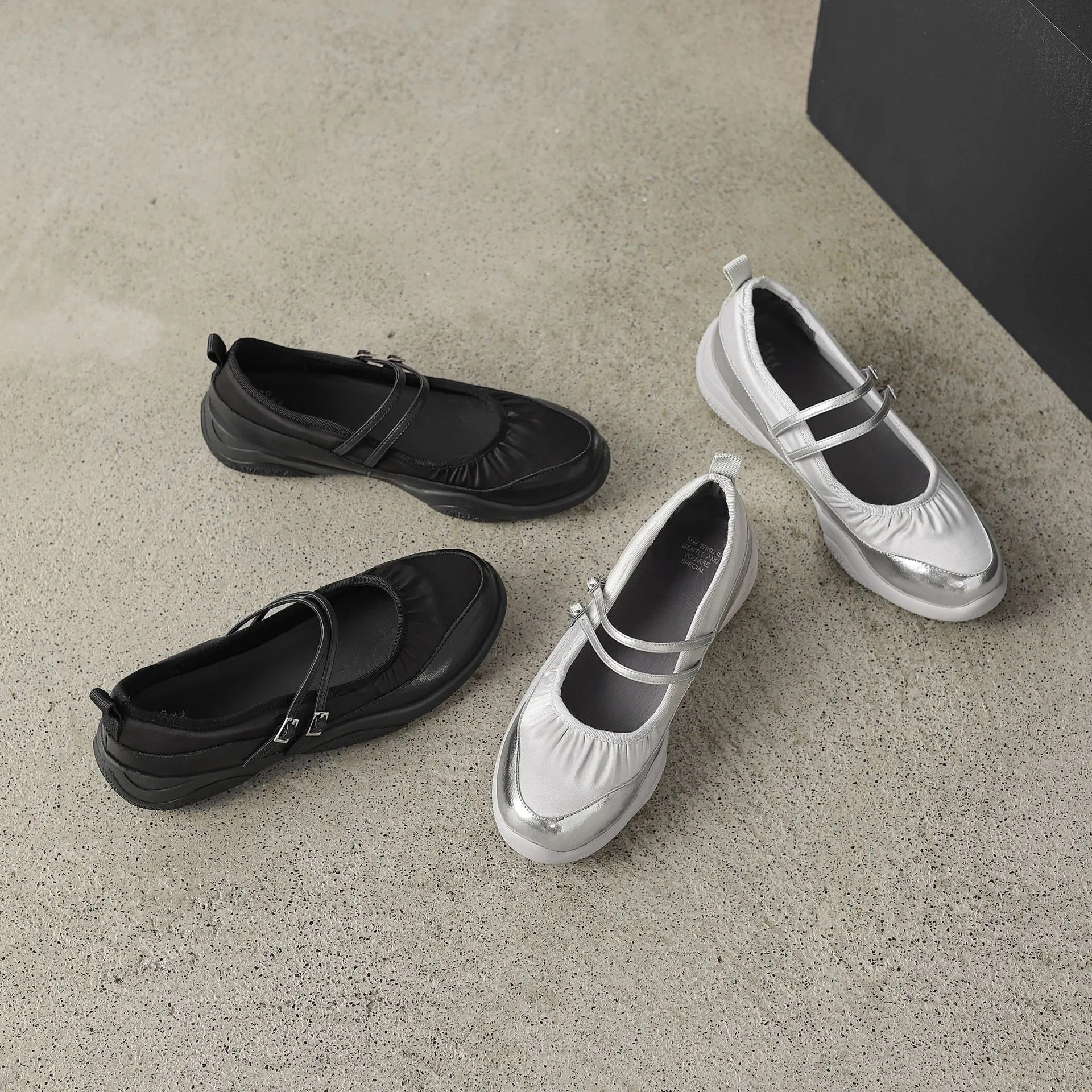 Comfortable sporty platform double-breasted Mary Jane shoes for spring and autumn, low-heeled, flat, round-toe, black and silver genuine leather.