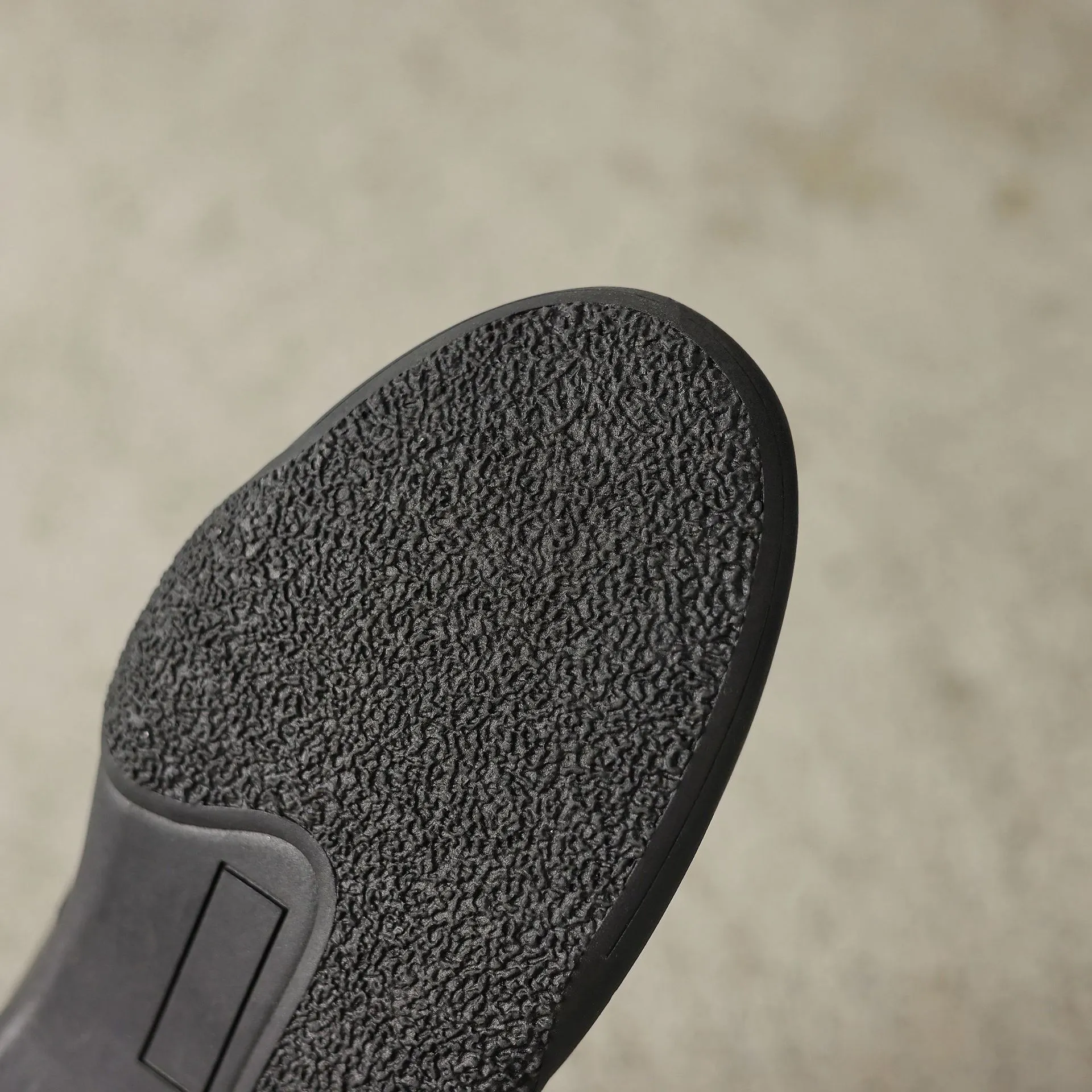 Comfortable sporty platform double-breasted Mary Jane shoes for spring and autumn, low-heeled, flat, round-toe, black and silver genuine leather.