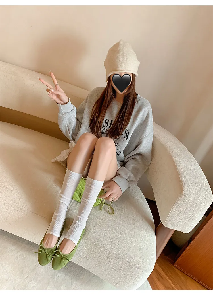 Soft sheepskin fashionable women's shoes for spring and autumn, round toe, low mouth, slip-on, flat heel, bow.