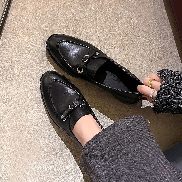 Spring round-toe chunky heel low-heel slip-on single shoes, cowhide, comfortable and simple, one-piece leather shoes