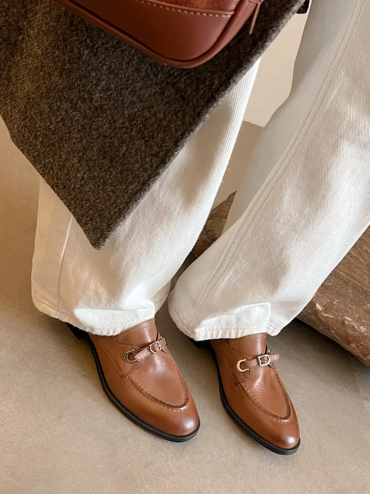 Spring round-toe chunky heel low-heel slip-on single shoes, cowhide, comfortable and simple, one-piece leather shoes