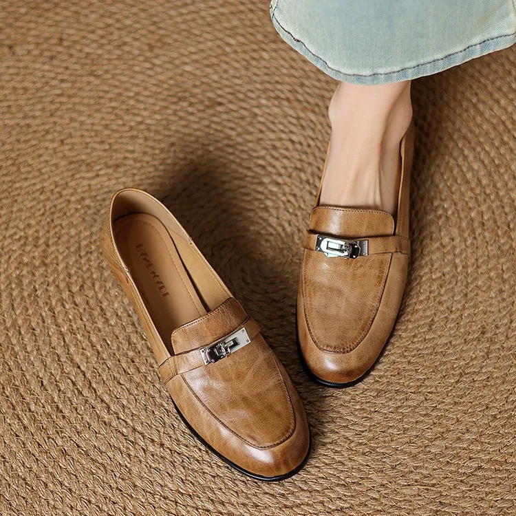 Spring round-toe flat low-heeled single shoes, soft cowhide, comfortable casual women's shoes, plus size shoes
