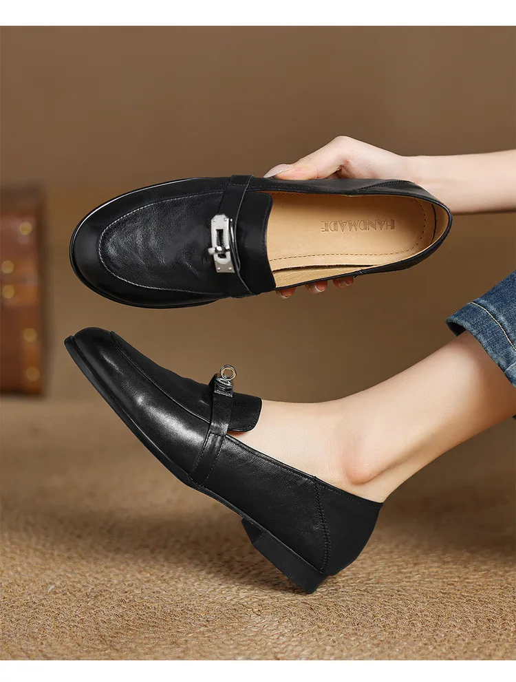 Spring round-toe flat low-heeled single shoes, soft cowhide, comfortable casual women's shoes, plus size shoes