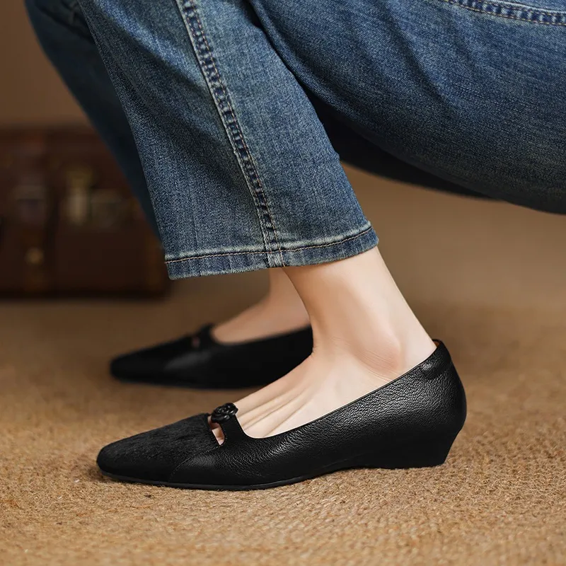 Spring/Summer Wedge Heel Square Toe Low-Cut Sheepskin Fashionable Classic Women's Shoes in Black and Brown
