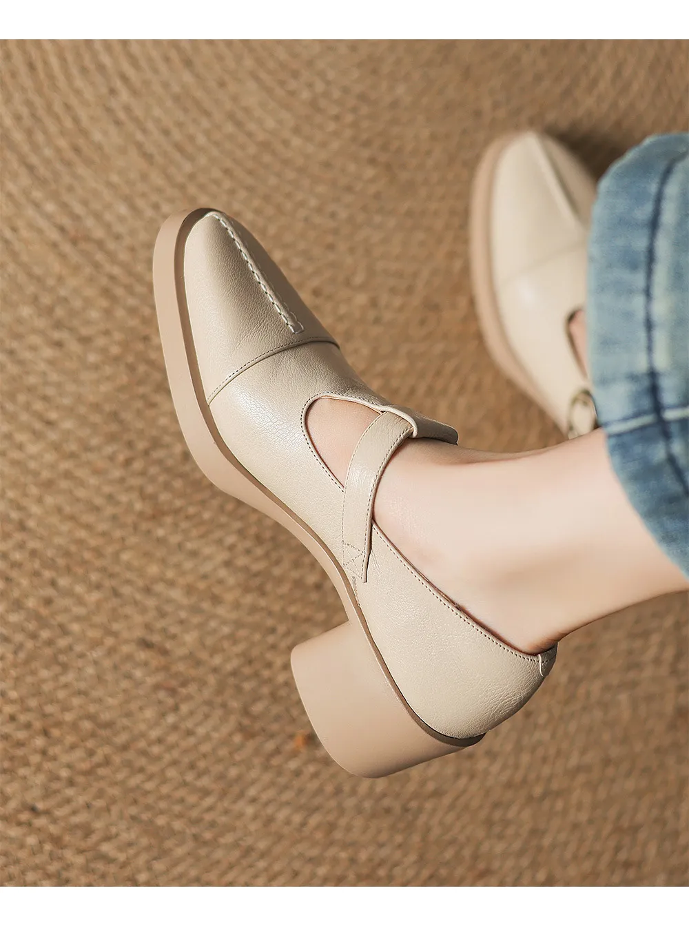 Spring/Summer Women's Round Toe Chunky Heel High Heel Buckle Shoes Comfortable and Soft Sheepskin Women's Shoes