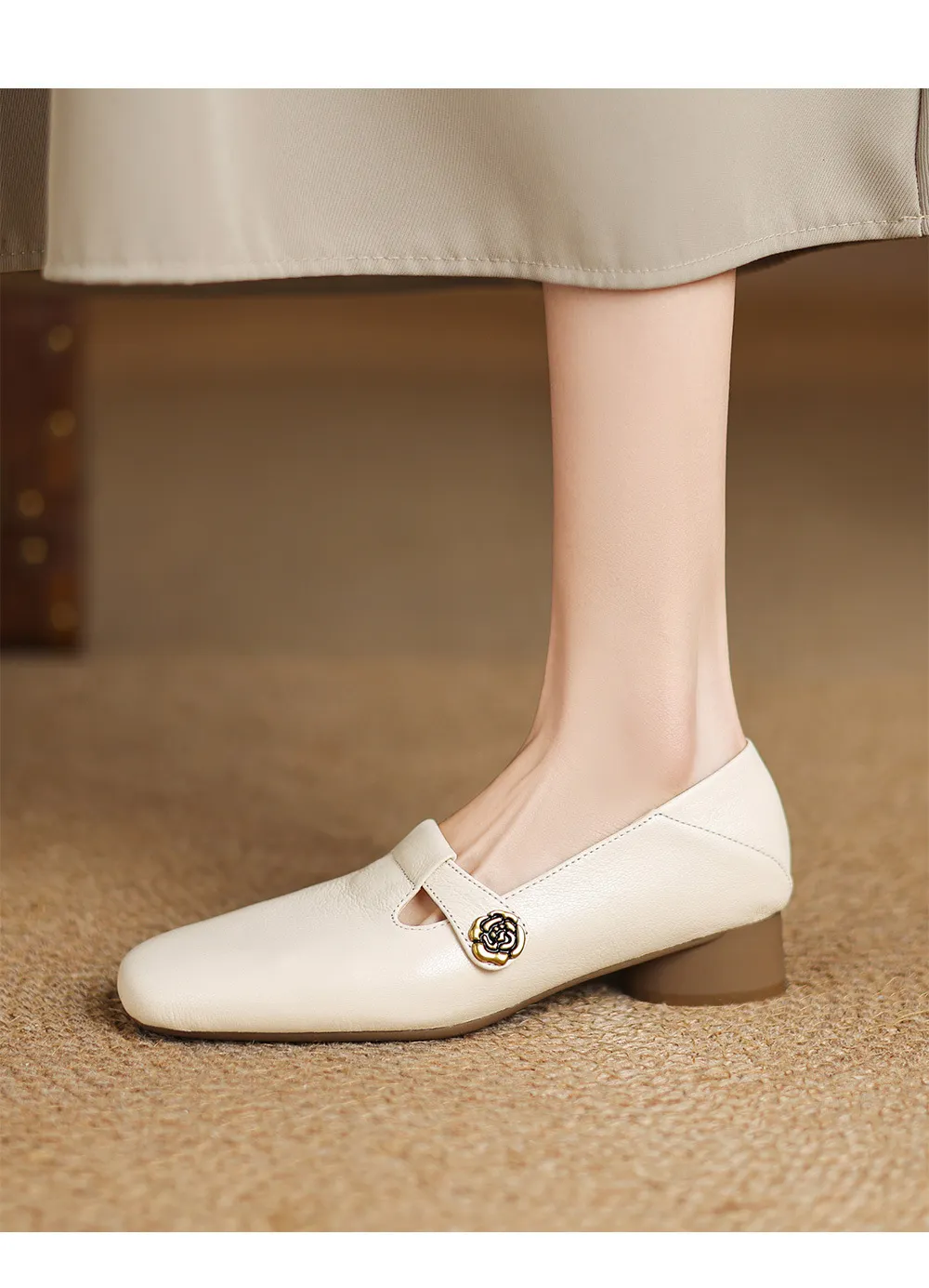 Spring Women's Shoes: Square Toe, Chunky Heel, Low Heel, Comfortable Fashion Shoes in Off-White Sheepskin