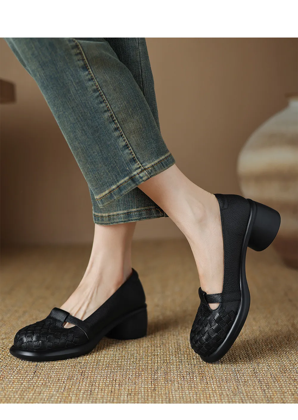 Spring/Summer Round Toe Chunky Heel High-Heeled Single Shoes, Lambskin Fashion Classic Women's Shoes, Black, Apricot