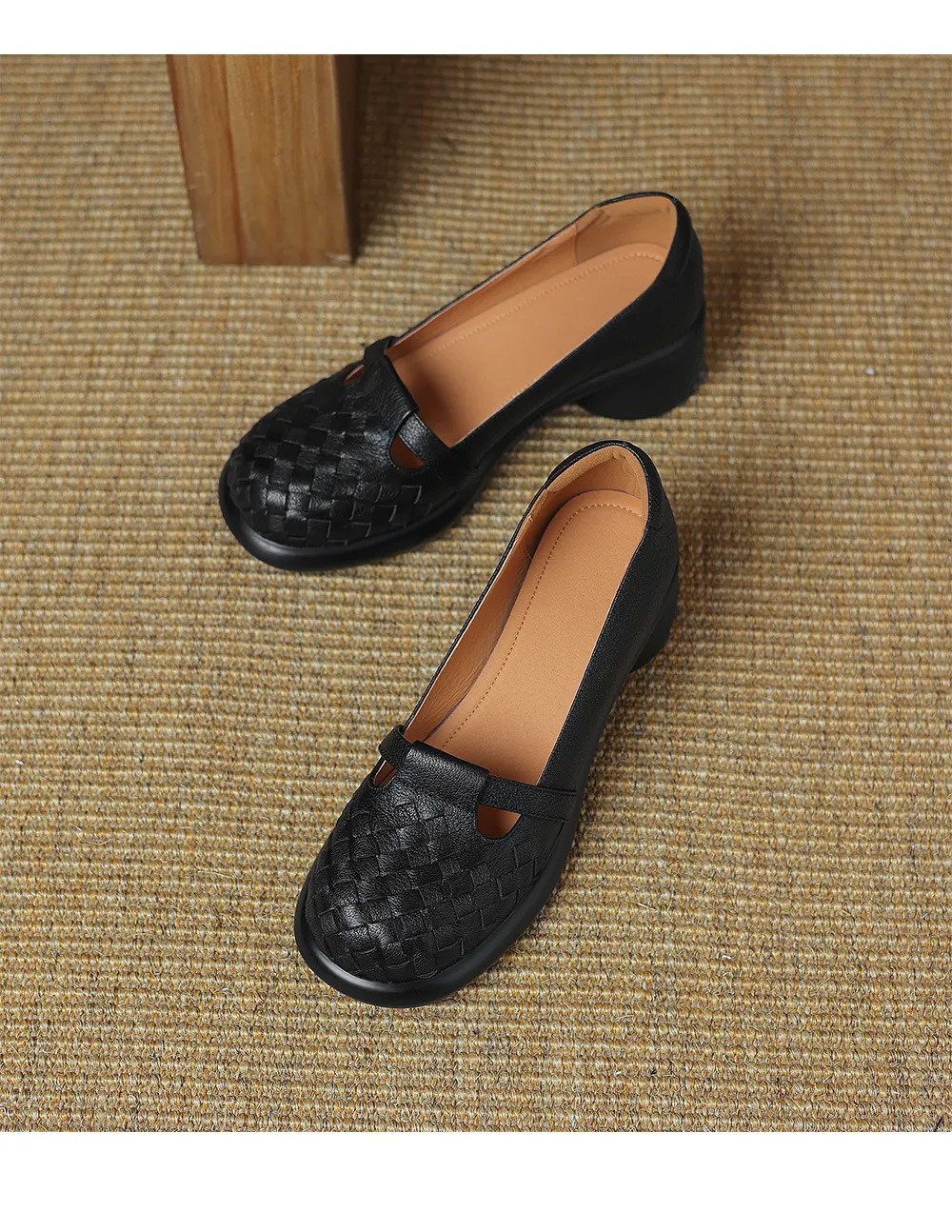 Spring/Summer Round Toe Chunky Heel High-Heeled Single Shoes, Lambskin Fashion Classic Women's Shoes, Black, Apricot