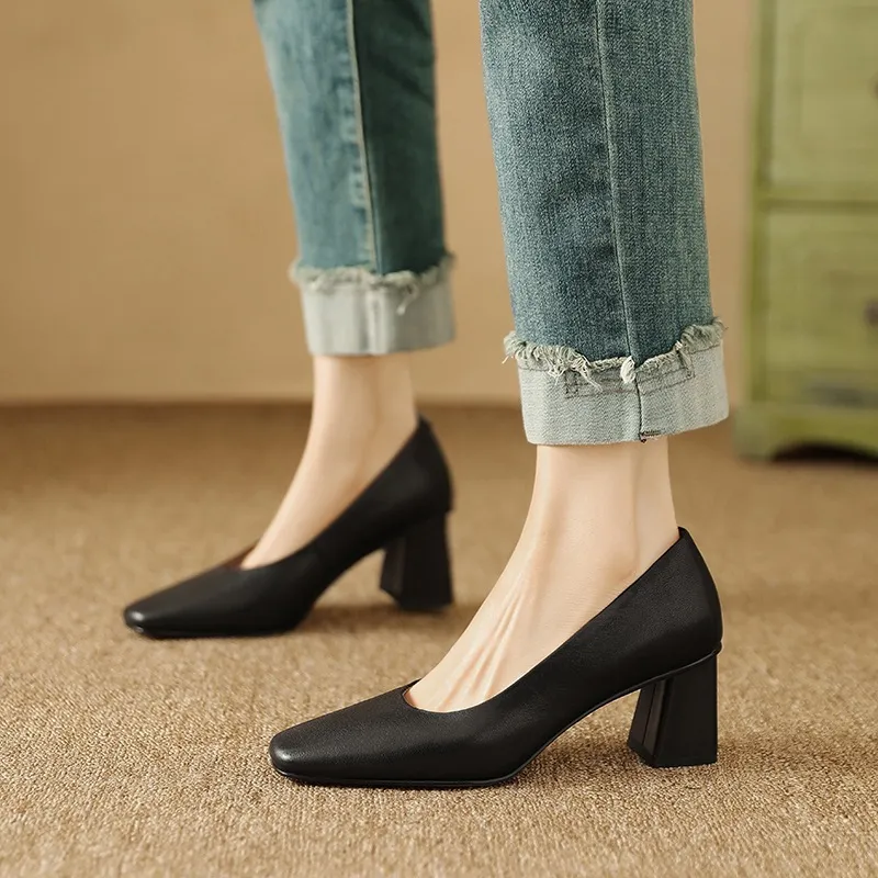 Spring/Summer Square Toe Chunky Heel High-Heeled Low-Cut Women's Fashion Shoes in Sheepskin, Black and Off-White
