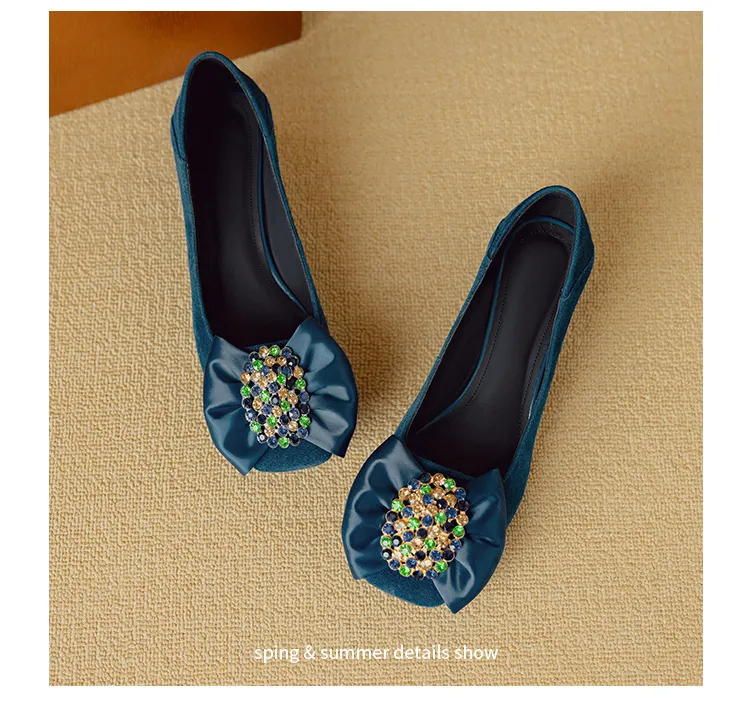 Women's spring fashion shoes, sheepskin, low-cut, square-toe, chunky heel, with bow.