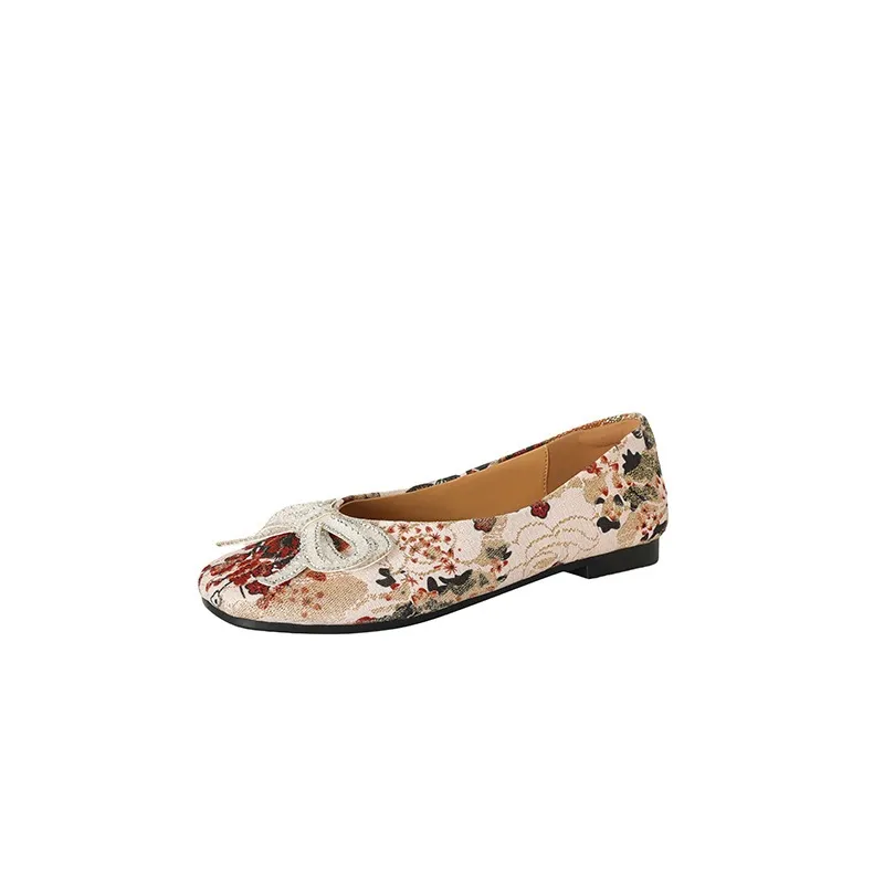 Spring/Summer Square Toe Flat Shoes with Embroidery, Chinese Style, Comfortable, and Bow-Tie