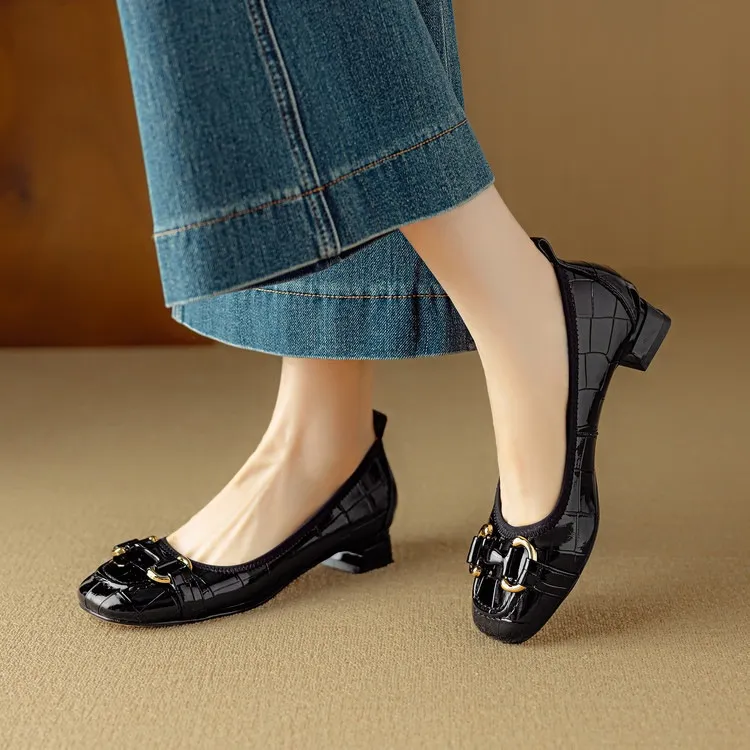 Spring/Summer Chunky Heel Mid-Heel Flats Square Toe Low-Cut Sheepskin Fashion Women's Shoes Black and White
