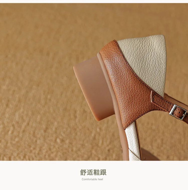 Our main product in stock is the spring/summer arrow-shaped hollow sandal, made of sheepskin, women's fashion shoes, sizes 22-25a.
