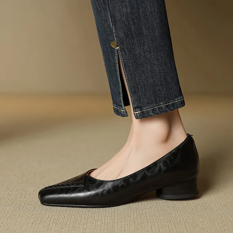 Spring/Summer low-cut square-toe fashion women's shoes, chunky heel, mid-heel, gold and black, sizes 22-25f