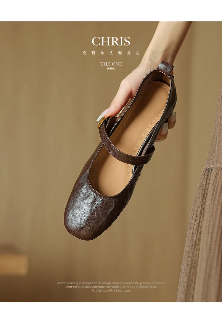 Soft, top-grain sheepskin Mary Jane shoes with chunky heels, flat soles, round toes, and low heels – gentle and elegant women's shoes for evening wear.