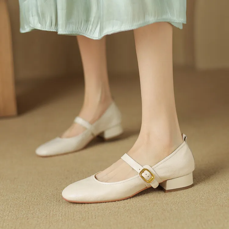Soft, top-grain sheepskin Mary Jane shoes with chunky heels, flat soles, round toes, and low heels – gentle and elegant women's shoes for evening wear.