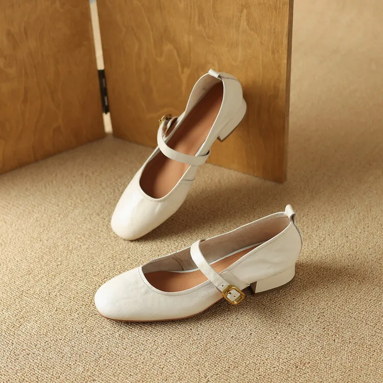 Soft, top-grain sheepskin Mary Jane shoes with chunky heels, flat soles, round toes, and low heels – gentle and elegant women's shoes for evening wear.