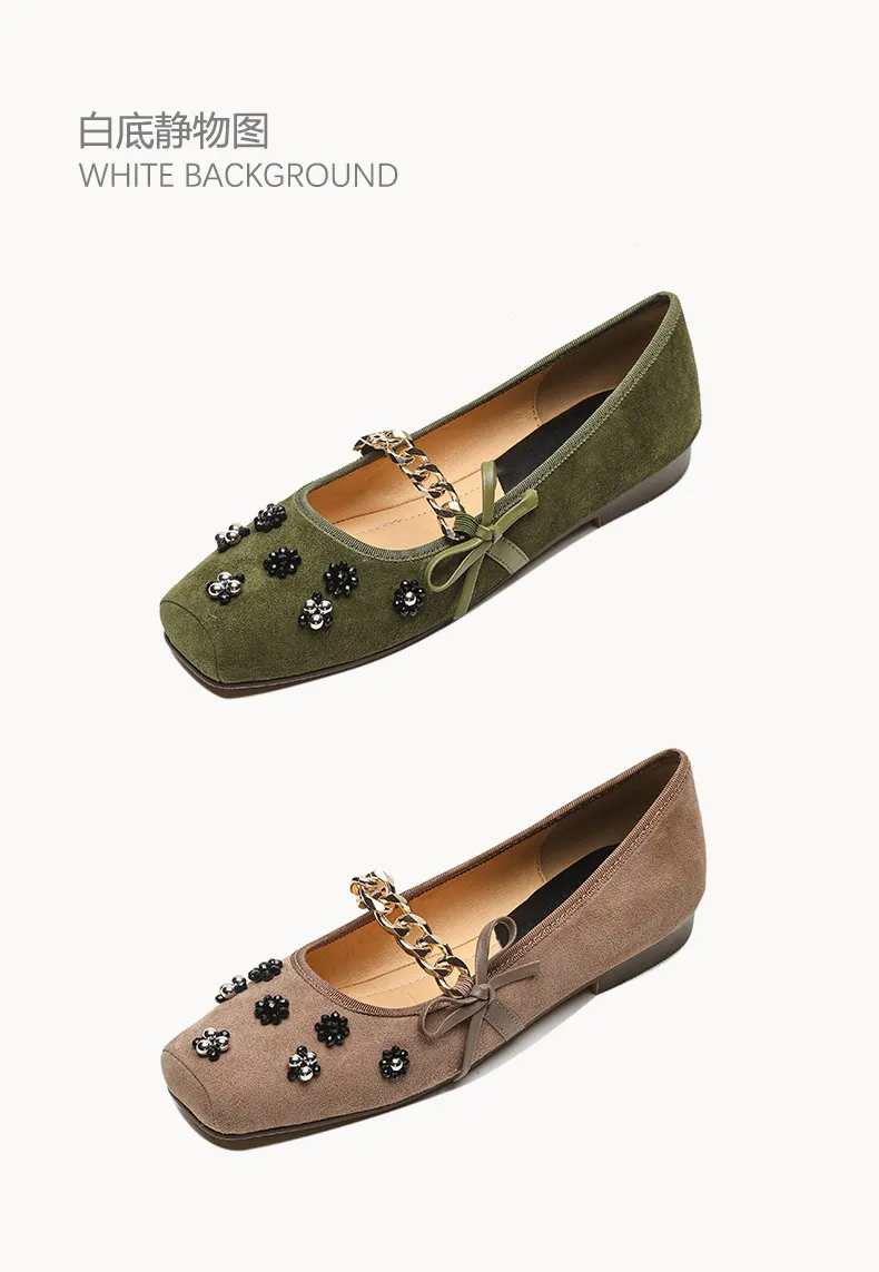 Very soft, retro, versatile low-heeled Mary Jane shoes, Chinese style, square toe, beaded flowers, metal chain.