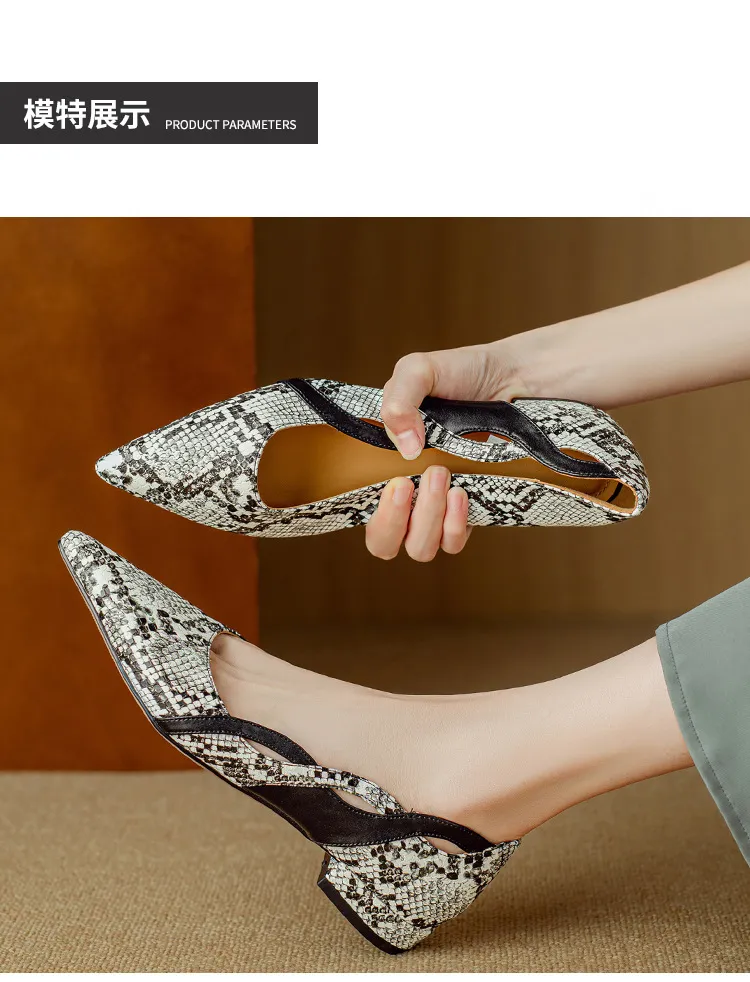 Women's flat shoes with a low heel, featuring a snakeskin print, color blocking, and openwork design, perfect for spring and autumn commuting. Sizes 34-40