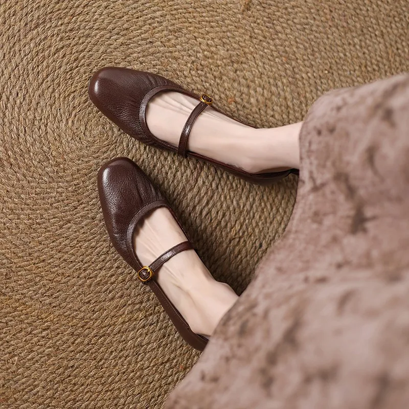 Women's Mary Jane shoes (sizes 34-42), spring and autumn style, low-cut, round toe, chunky heel, one-strap, sheepskin strap.