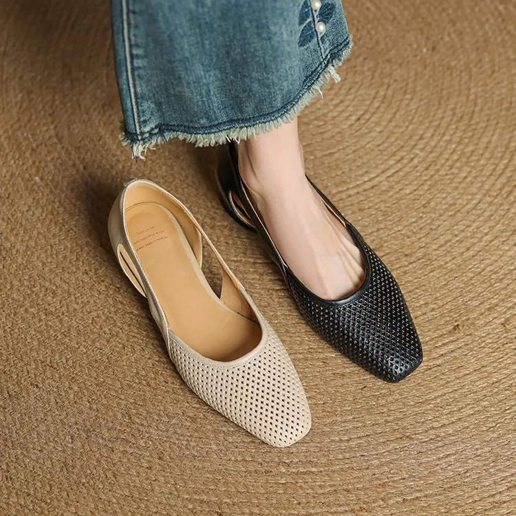 Summer single shoes, square toe, hollowed-out, chunky heel, high-heeled fashion women's shoes, off-white and black.