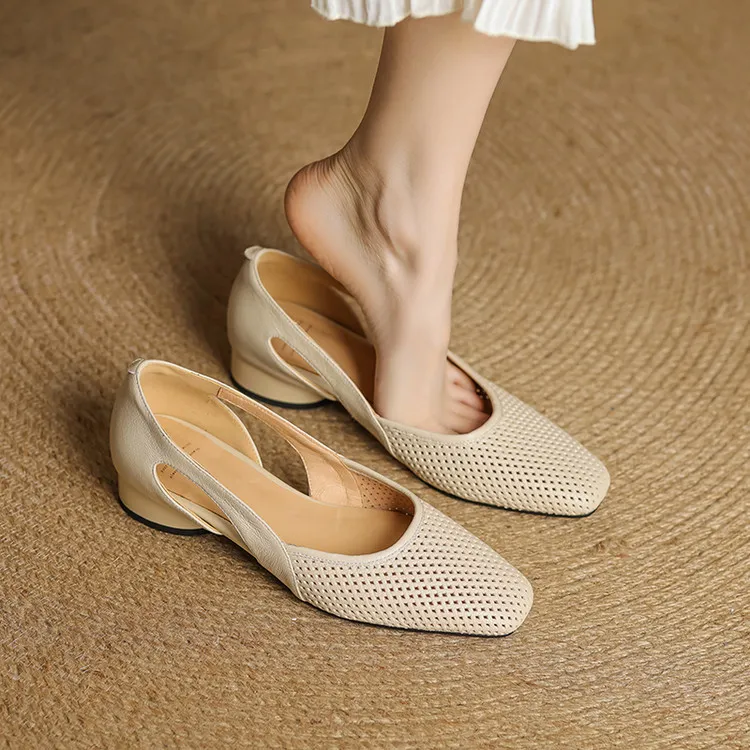 Summer single shoes, square toe, hollowed-out, chunky heel, high-heeled fashion women's shoes, off-white and black.