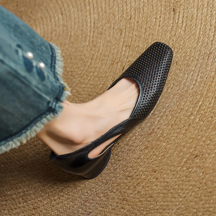 Summer single shoes, square toe, hollowed-out, chunky heel, high-heeled fashion women's shoes, off-white and black.