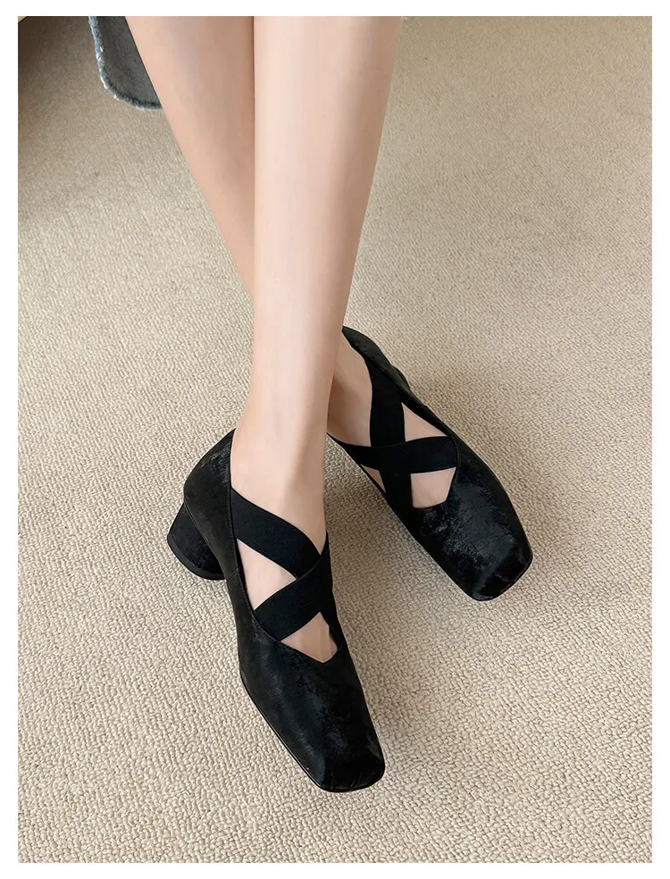 Chunky heel cross-over elastic ballet flats for women, spring style, square toe, flat, retro cross-strap, fashionable low-cut shoes.