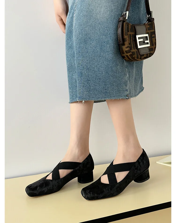 Chunky heel cross-over elastic ballet flats for women, spring style, square toe, flat, retro cross-strap, fashionable low-cut shoes.