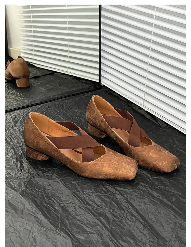 Chunky heel cross-over elastic ballet flats for women, spring style, square toe, flat, retro cross-strap, fashionable low-cut shoes.