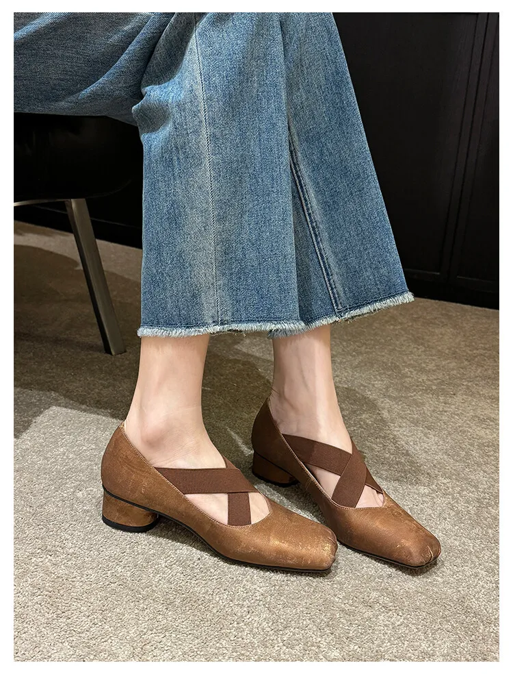Chunky heel cross-over elastic ballet flats for women, spring style, square toe, flat, retro cross-strap, fashionable low-cut shoes.