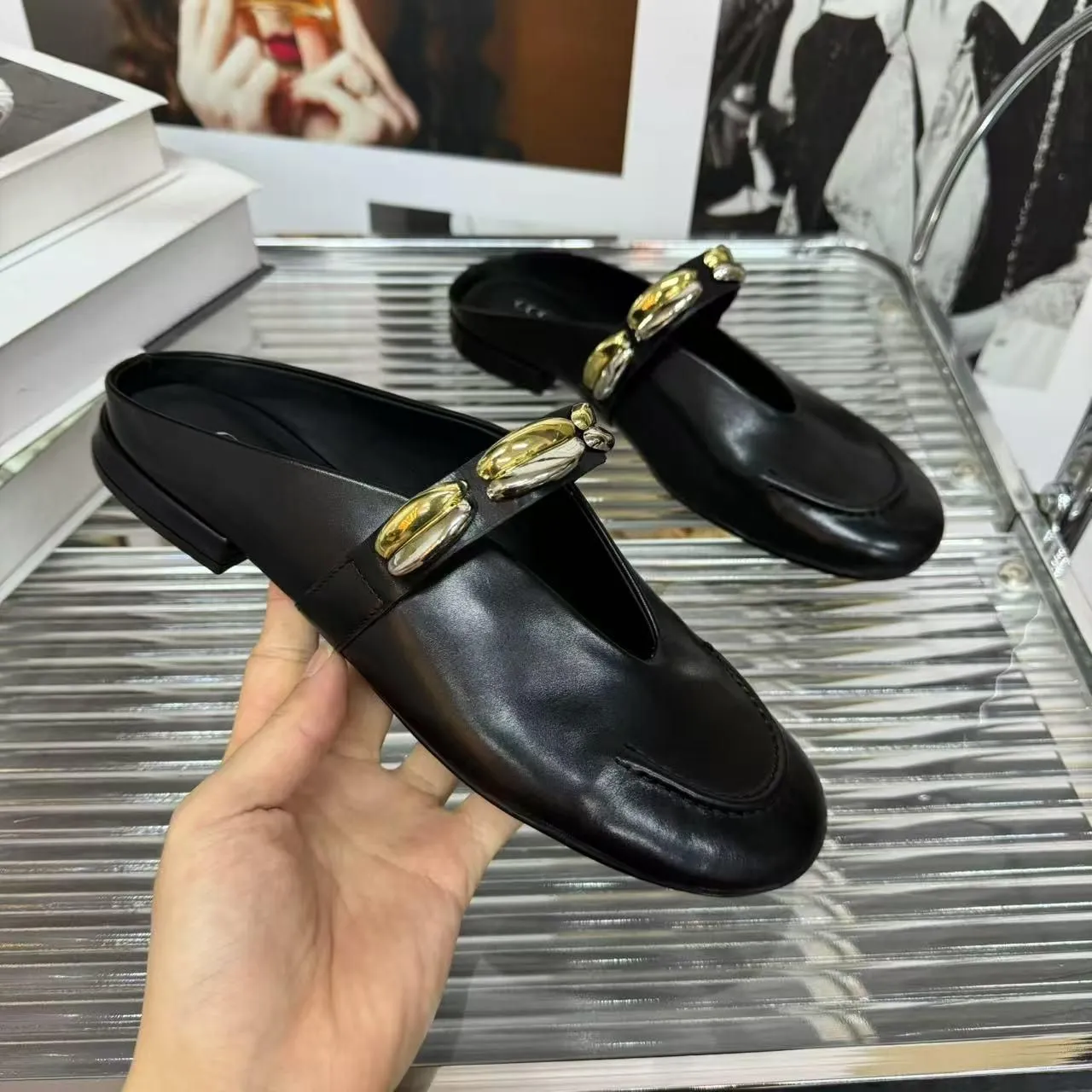 Spring/Summer Chunky Heel Low Heel Round Toe Slippers Everyday Solid Color Soft Leather Women's Shoes