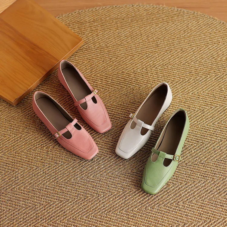 Women's square-toe chunky heel flats with buckle, made of cowhide, available in green, pink, and white (04-05e).