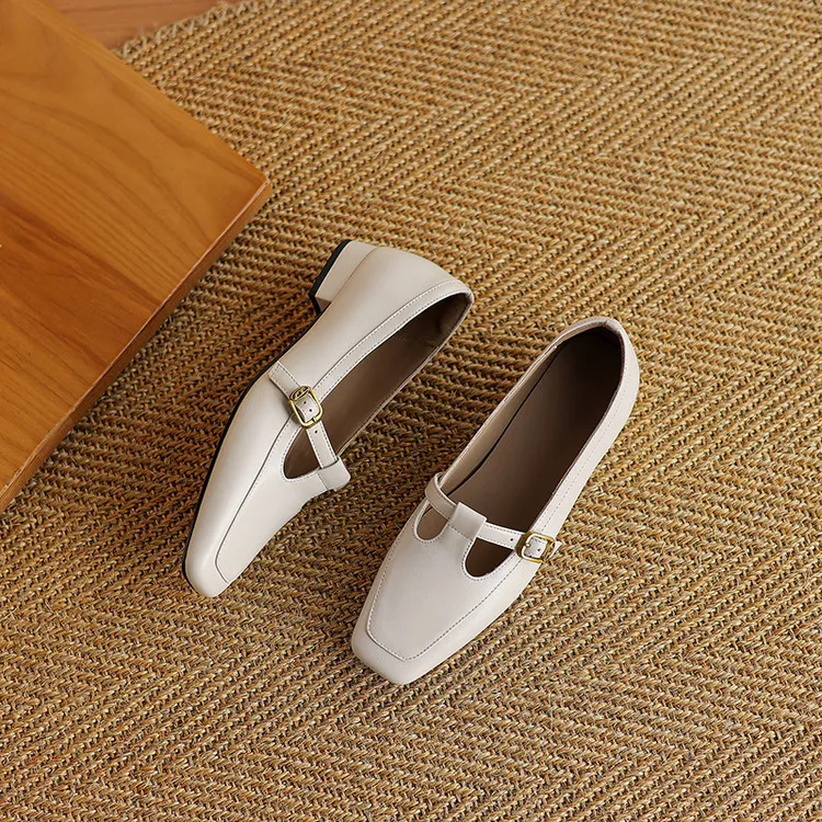 Women's square-toe chunky heel flats with buckle, made of cowhide, available in green, pink, and white (04-05e).