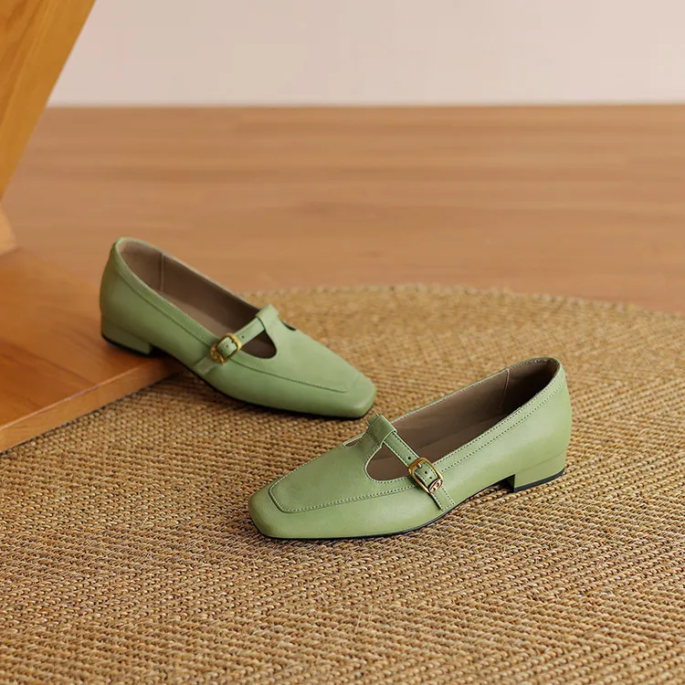 Women's square-toe chunky heel flats with buckle, made of cowhide, available in green, pink, and white (04-05e).