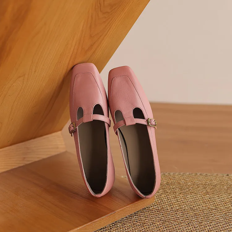 Women's square-toe chunky heel flats with buckle, made of cowhide, available in green, pink, and white (04-05e).