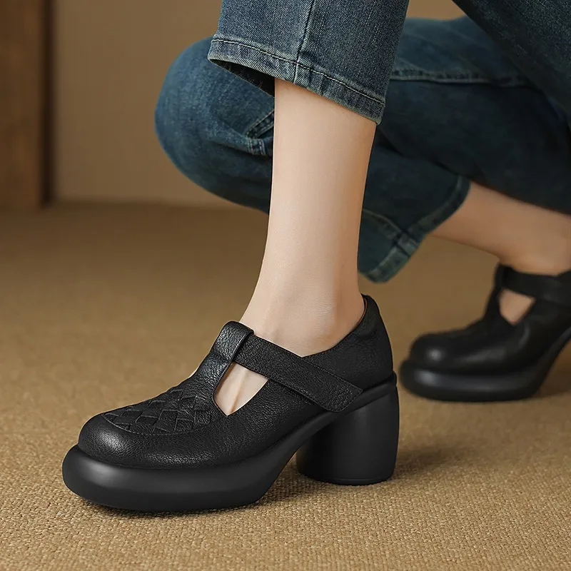 Spring and Autumn Single Shoes, Thick-Soled Chunky Heel High-Heeled Sheepskin Fashion Women's Shoes, Black and Apricot