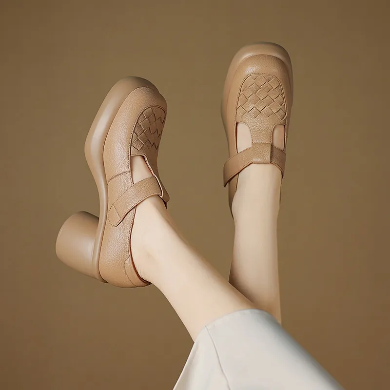 Spring and Autumn Single Shoes, Thick-Soled Chunky Heel High-Heeled Sheepskin Fashion Women's Shoes, Black and Apricot