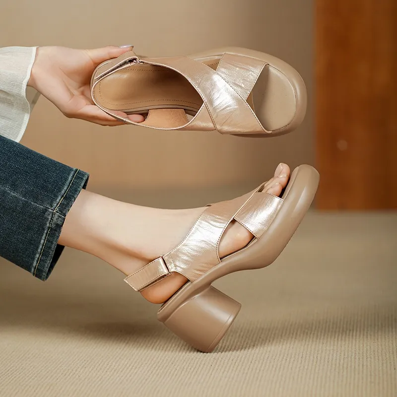 Spring/Summer platform chunky heel high-heeled sandals, open-toe, comfortable cowhide fashion shoes for women.