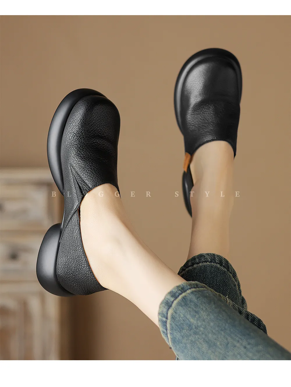 Spring and Autumn Round Toe Thick Sole Chunky Heel Single Shoes, Comfortable and Simple Sheepskin Women's Shoes