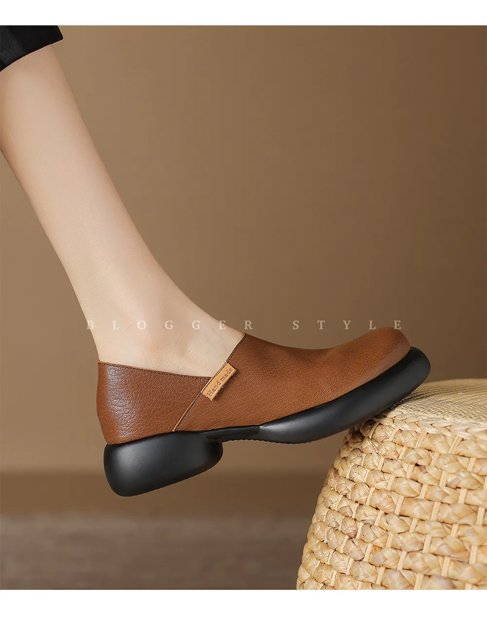 Spring and Autumn Round Toe Thick Sole Chunky Heel Single Shoes, Comfortable and Simple Sheepskin Women's Shoes