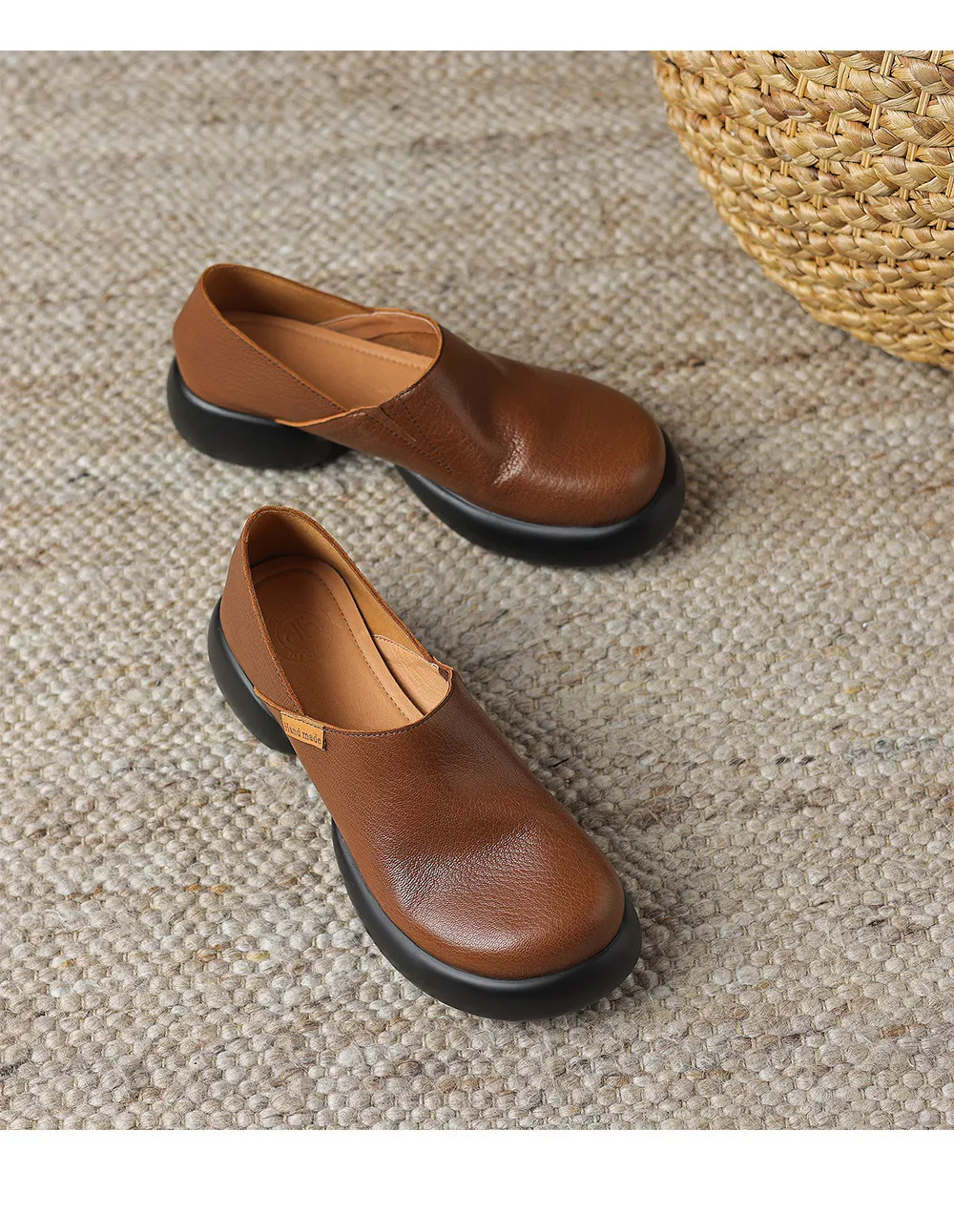 Spring and Autumn Round Toe Thick Sole Chunky Heel Single Shoes, Comfortable and Simple Sheepskin Women's Shoes