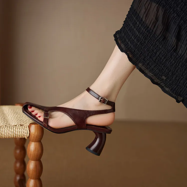 Spring/Summer Square Toe Sandals with Buckle Chunky Heel Fashion Leather Women's Shoes 4-20n