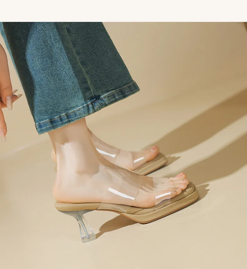 Spring/Summer Slip-on Fashion Women's Slip-on Sandals with Square Toes and Chunky Heels
