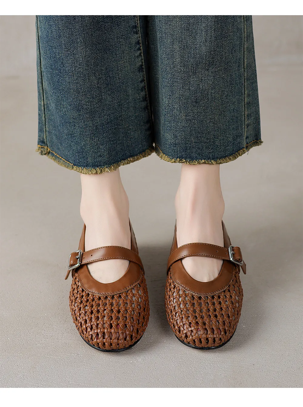 Woven women's shoes with one-strap openwork dance shoes, fashionable sandals, flat ballet flats