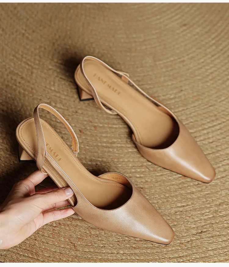 Spring/Summer Fashion Sandals with Closed Toe, Chunky Heel, Mid-Heel, Open Back - Real Product Video